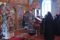 Митрополит Герман совершил Литургию Преждеосвященных Даров в Курском Свято-Троицком женском монастыре