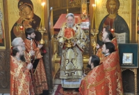 В день святых жен-мироносиц митрополит Герман совершил литургию в Успенском храме г. Курчатова 