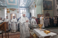 Митрополит Герман возглавил богослужения Крещенского сочельника в Знаменском кафедральном соборе 