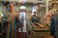 Всенощное бдение с чином погребения плащаницы Божией Матери в Знаменском кафедральном соборе