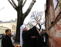 Открытие памятной доски Курским святым