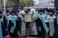 Крестный ход с чудотворной иконой «Знамение» Курская-Коренная